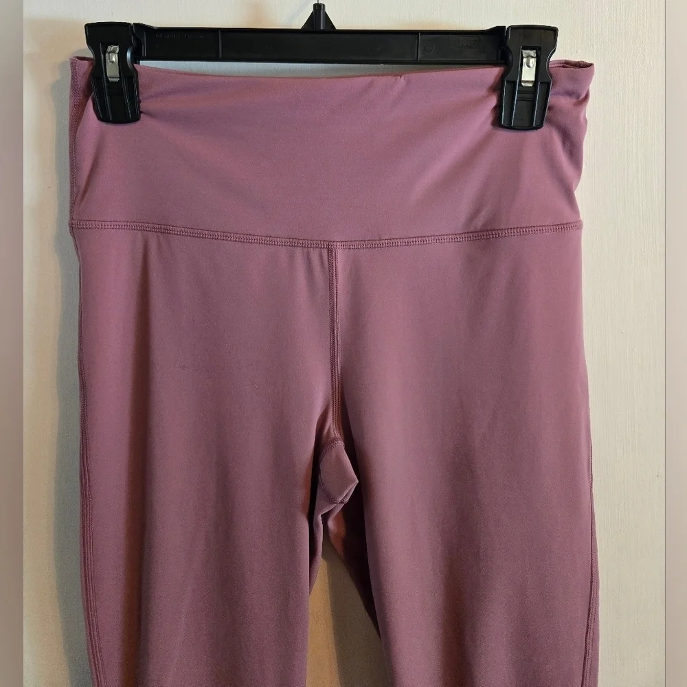 NWOT | Bordeaux | Whisper | Milan 7/8 High-Waisted Leggings | M | Mauve Pink - Picture 4 of 8